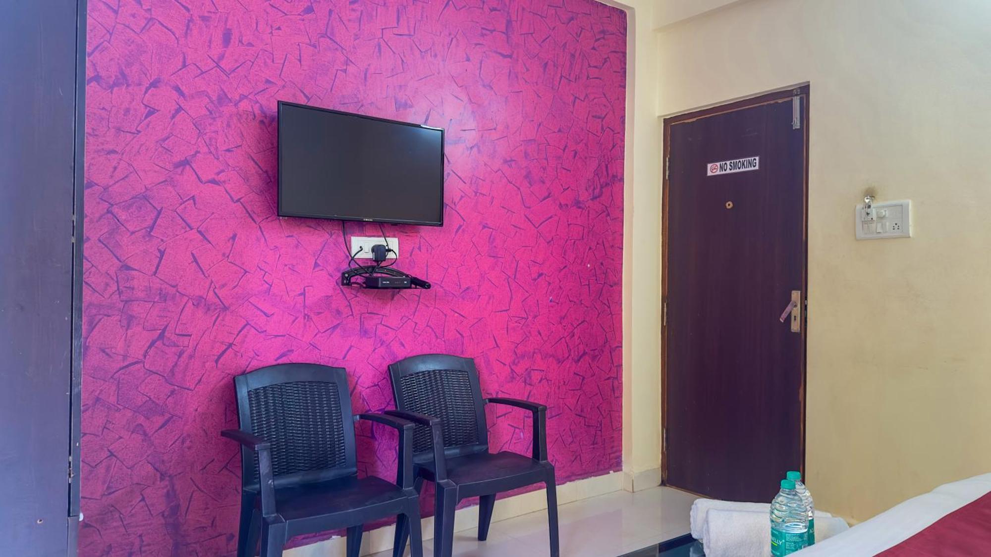 Hotel Leela Inn Candolim Marmagao Exteriör bild