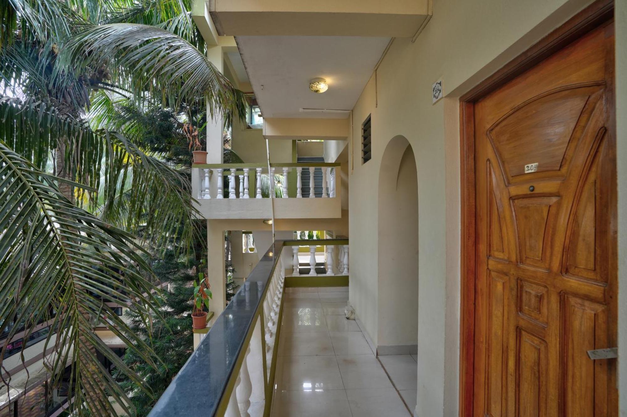 Hotel Leela Inn Candolim Marmagao Exteriör bild