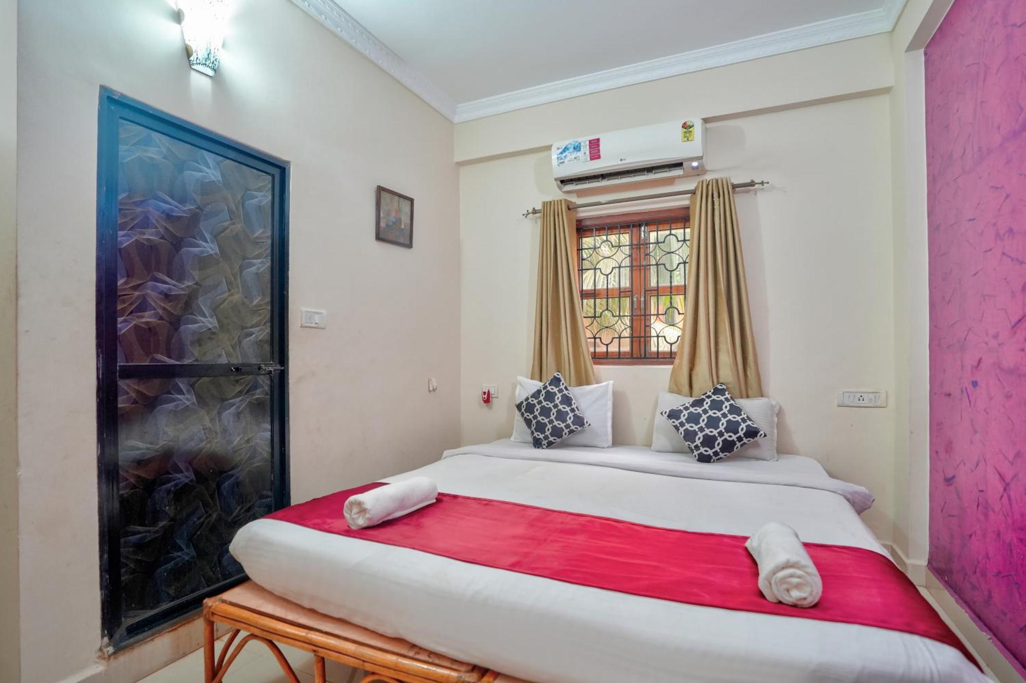 Hotel Leela Inn Candolim Marmagao Exteriör bild