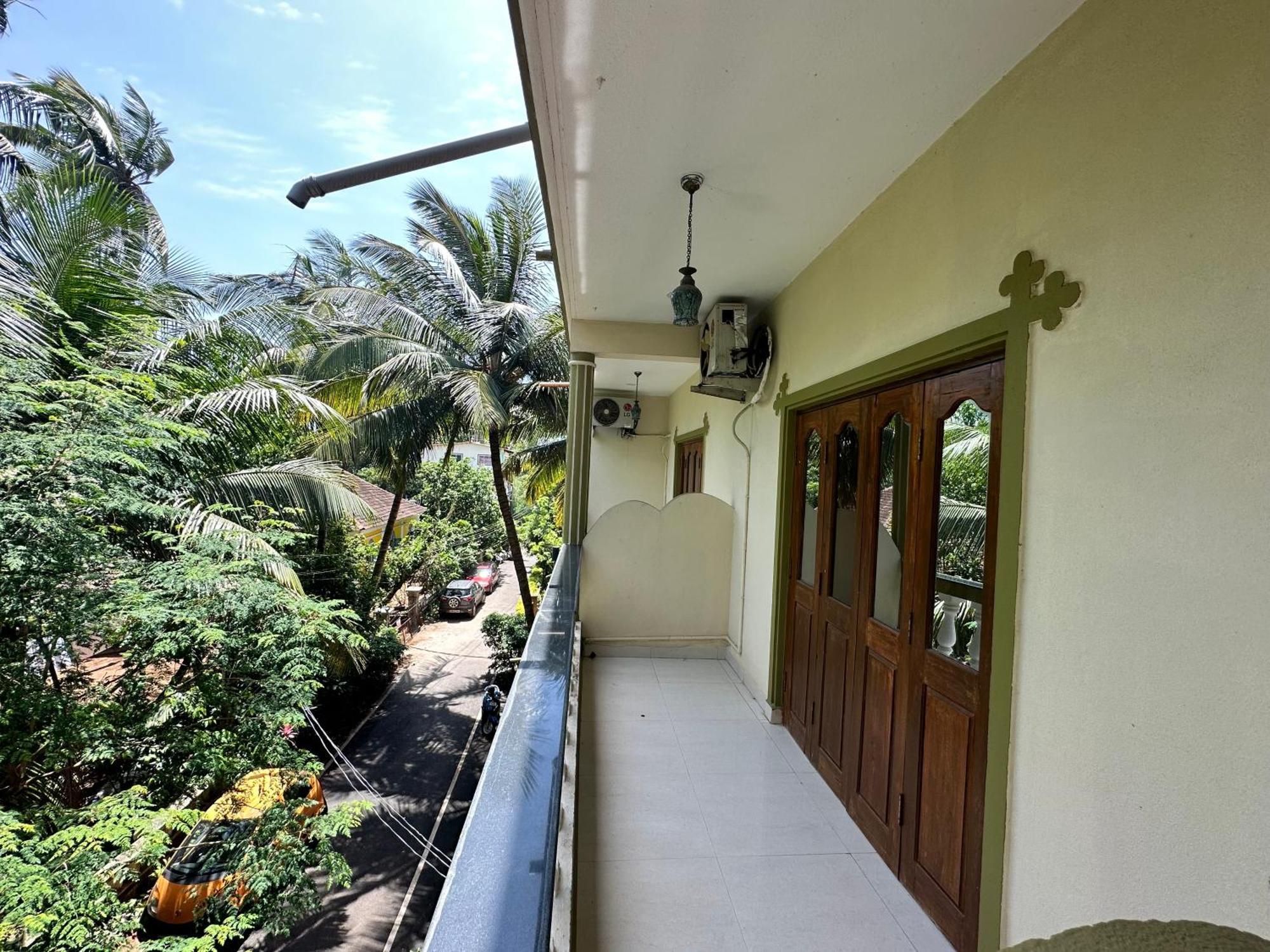 Hotel Leela Inn Candolim Marmagao Exteriör bild