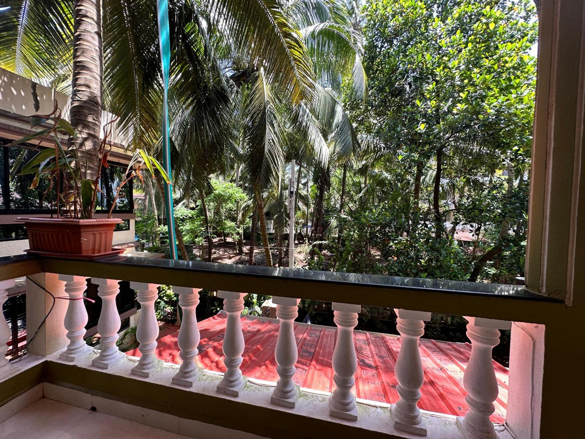 Hotel Leela Inn Candolim Marmagao Exteriör bild